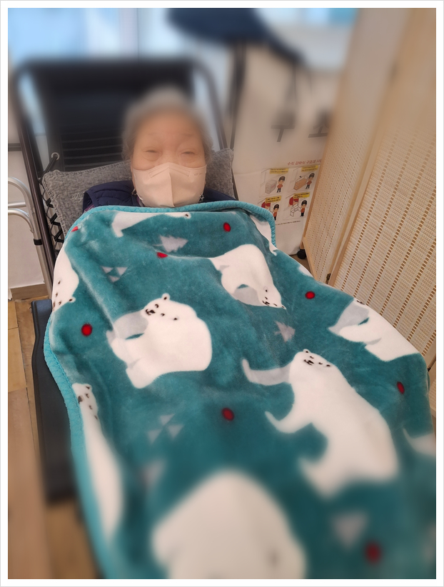 2001166927_vDIiXMWc_01968c7c3e27bce81b414cbdaae2197d345b7c8b.jpg 이미지크게보기